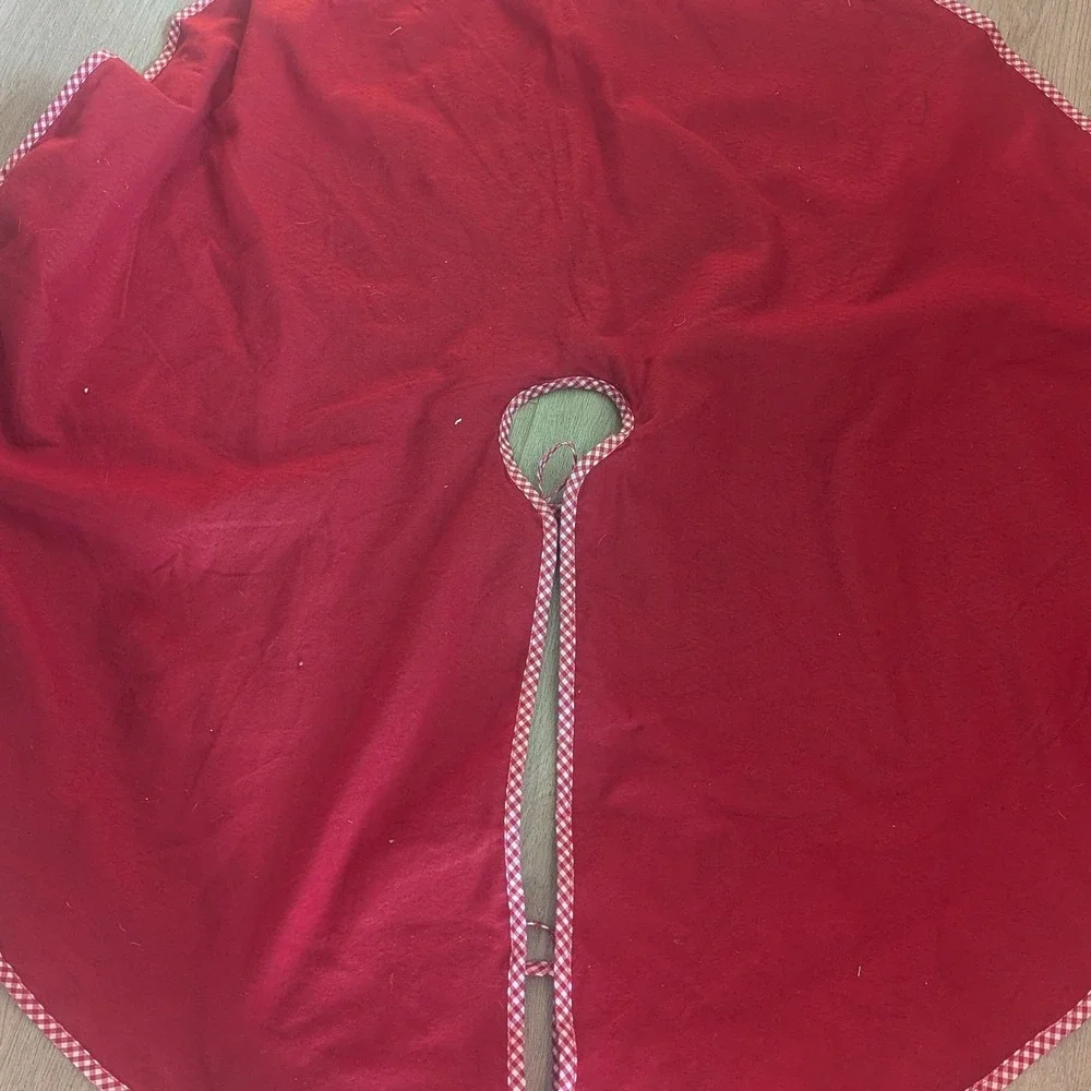VTG Christmas Tree Skirt Felt Patchwork Applique Gingham Trim  Santa Claus 48'